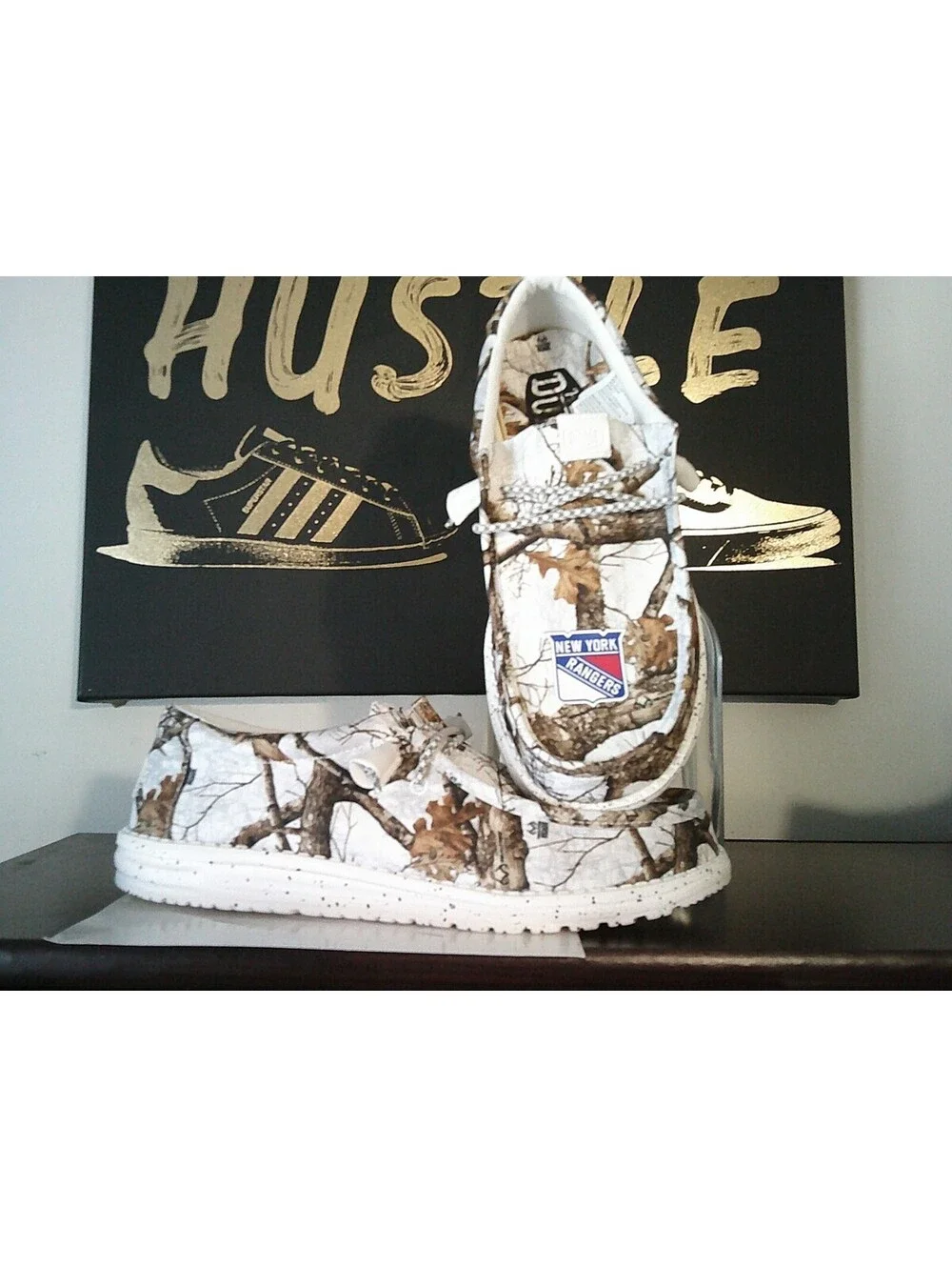 Hey Dudes Shoes Mens Size  11 Realtree New York Rangers